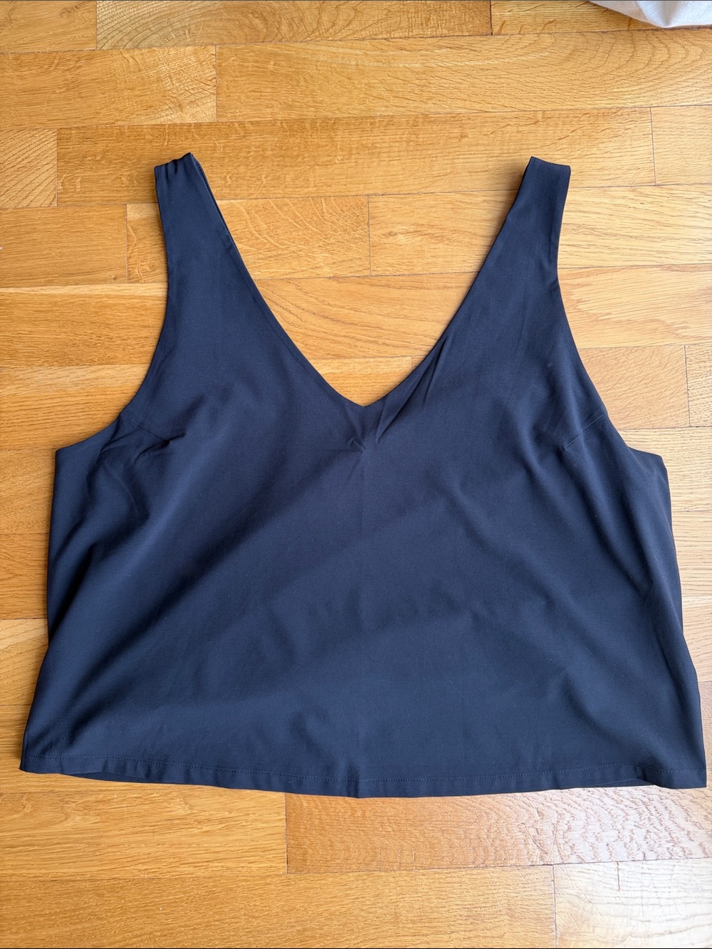 Vuori Villa Cropped Tank